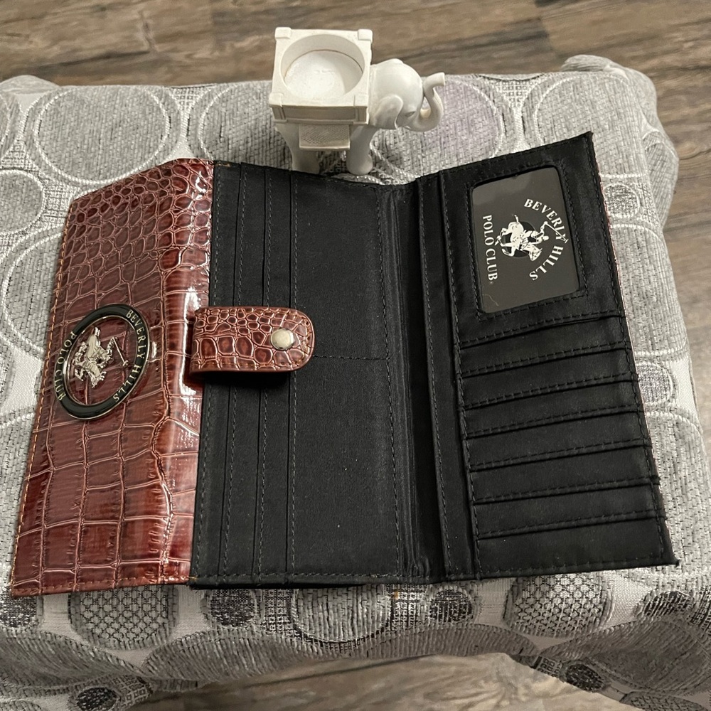 Brand New Wallet